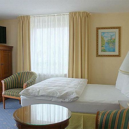 Hotel Zur Schwaben-Schaenke Renningen Esterno foto
