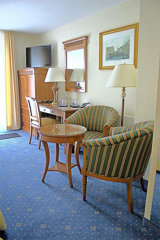 Hotel Zur Schwaben-Schaenke Renningen Esterno foto