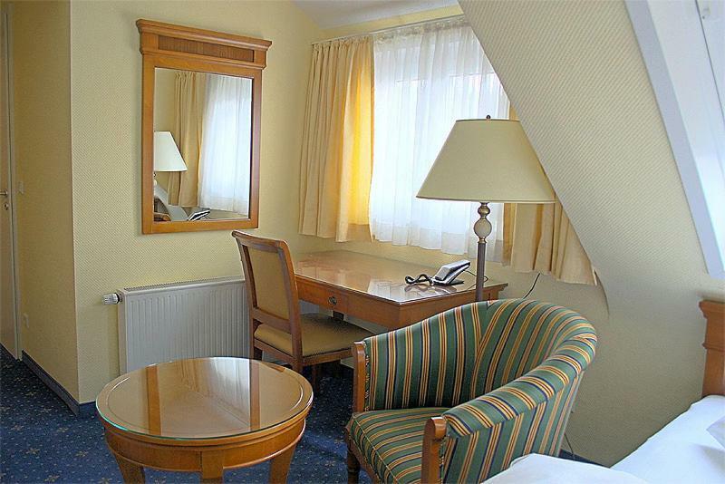 Hotel Zur Schwaben-Schaenke Renningen Esterno foto